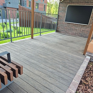 Террасная доска на приусадебном участке Террасная доска ДПК Bamberg Solid, Brazilian Walnut